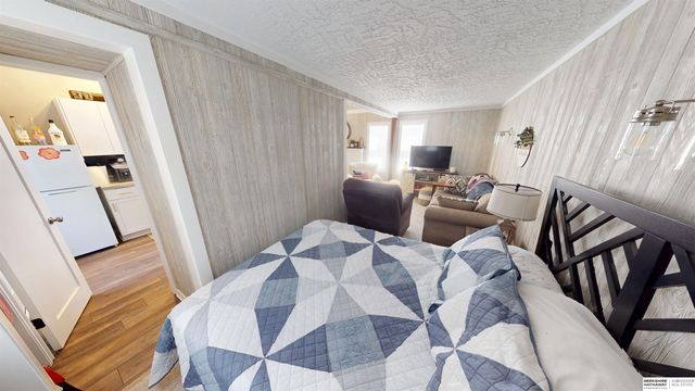 5 Beaver Island Road, Columbus, NE 68601