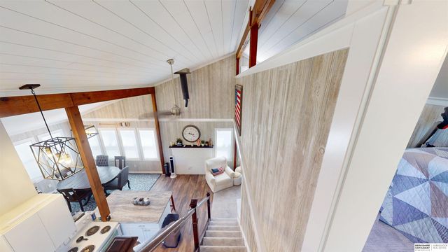 5 Beaver Island Road, Columbus, NE 68601