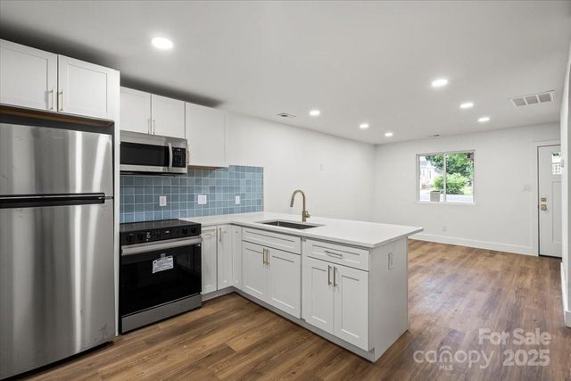 5444 Datha Avenue, Charlotte, NC 28269