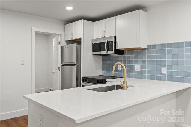 5444 Datha Avenue, Charlotte, NC 28269