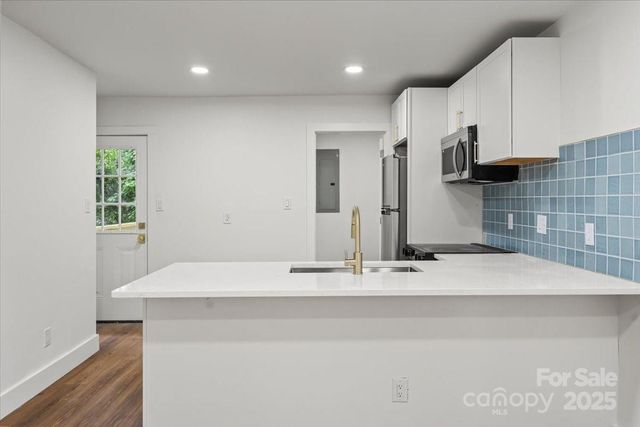 5444 Datha Avenue, Charlotte, NC 28269