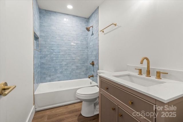 5444 Datha Avenue, Charlotte, NC 28269