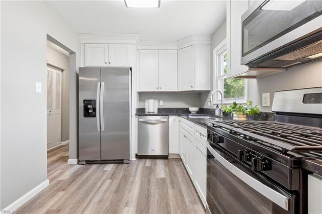 308 Dodge DR, Virginia Beach, VA 23452