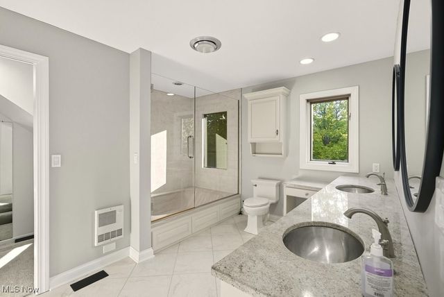 2097 Albertson, Cuyahoga Falls, OH 44223