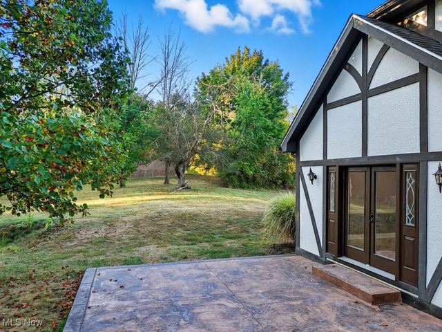 2097 Albertson, Cuyahoga Falls, OH 44223