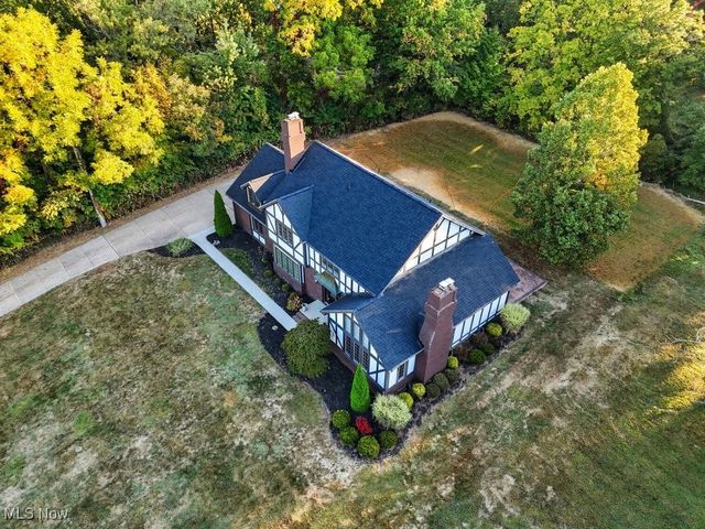 2097 Albertson, Cuyahoga Falls, OH 44223