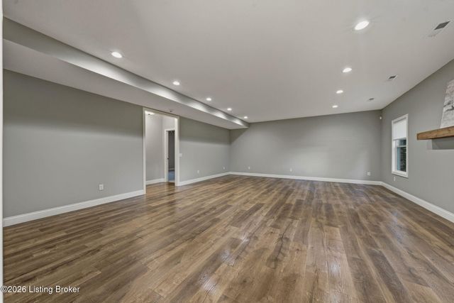 410 Chapparell Dr, Elizabethtown, KY 42701