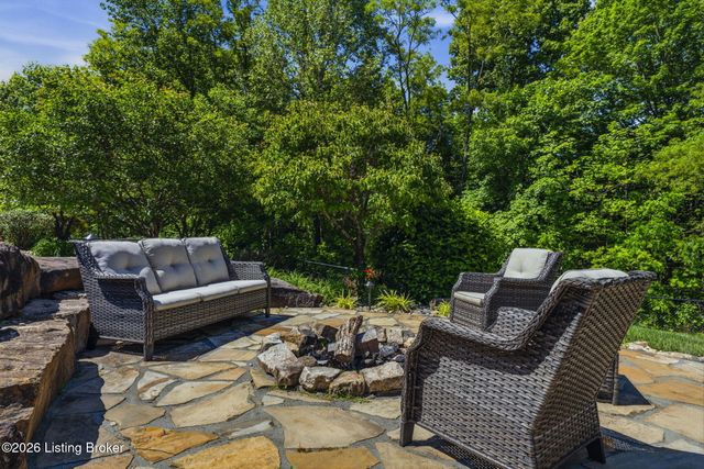 410 Chapparell Dr, Elizabethtown, KY 42701