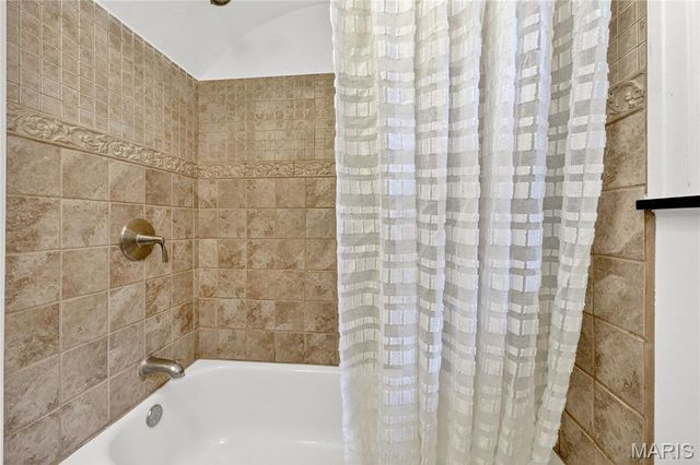 5505 Lisette Avenue, St Louis, MO 63109