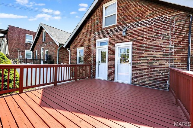 5505 Lisette Avenue, St Louis, MO 63109
