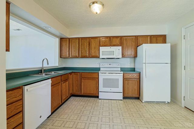 4153 Lakeknoll Drive, Mason, OH 45040