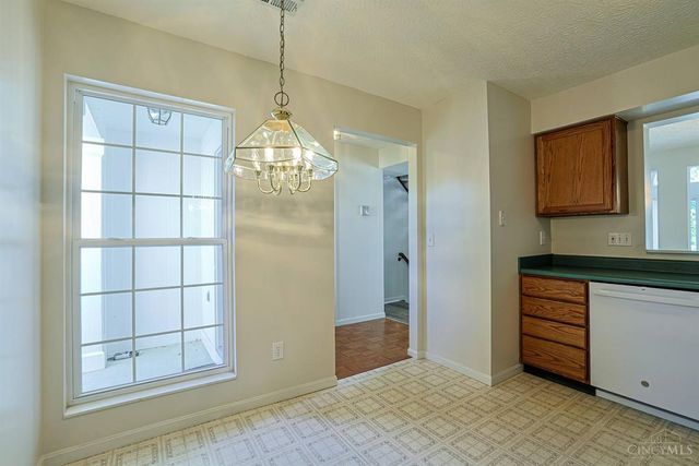 4153 Lakeknoll Drive, Mason, OH 45040