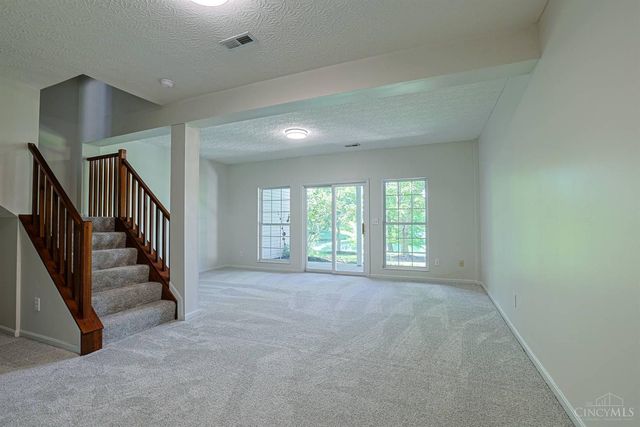 4153 Lakeknoll Drive, Mason, OH 45040
