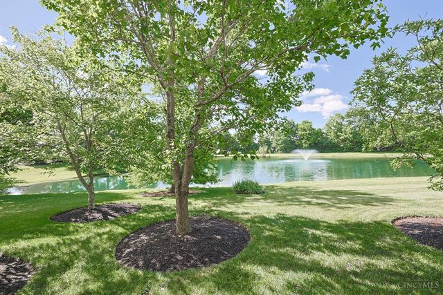 4153 Lakeknoll Drive, Mason, OH 45040