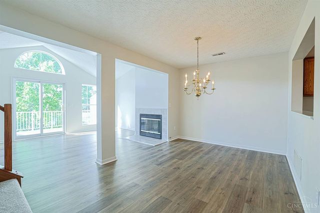 4153 Lakeknoll Drive, Mason, OH 45040