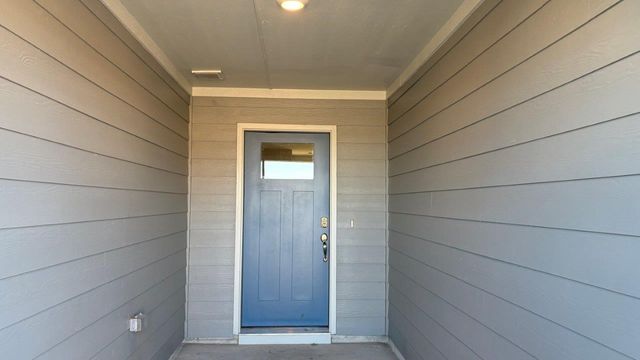 4207 CORNERSTONE Circle, Granbury, TX 76048