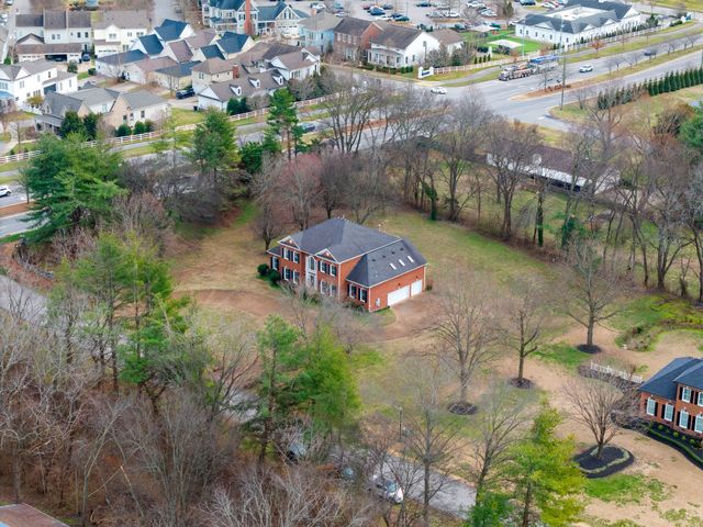 501 Solomon Dr, Franklin, TN 37064