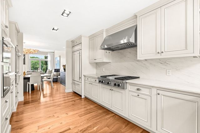 7 Wainwright Road 113, Winchester, MA 01890