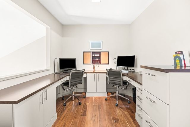 7 Wainwright Road 113, Winchester, MA 01890