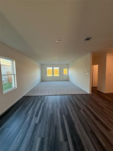 2114 Meadow Park Drive, Melissa, TX 75454