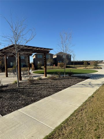 2114 Meadow Park Drive, Melissa, TX 75454