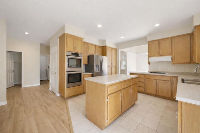 4010 Portobello Pl, El Dorado Hills, CA 95762