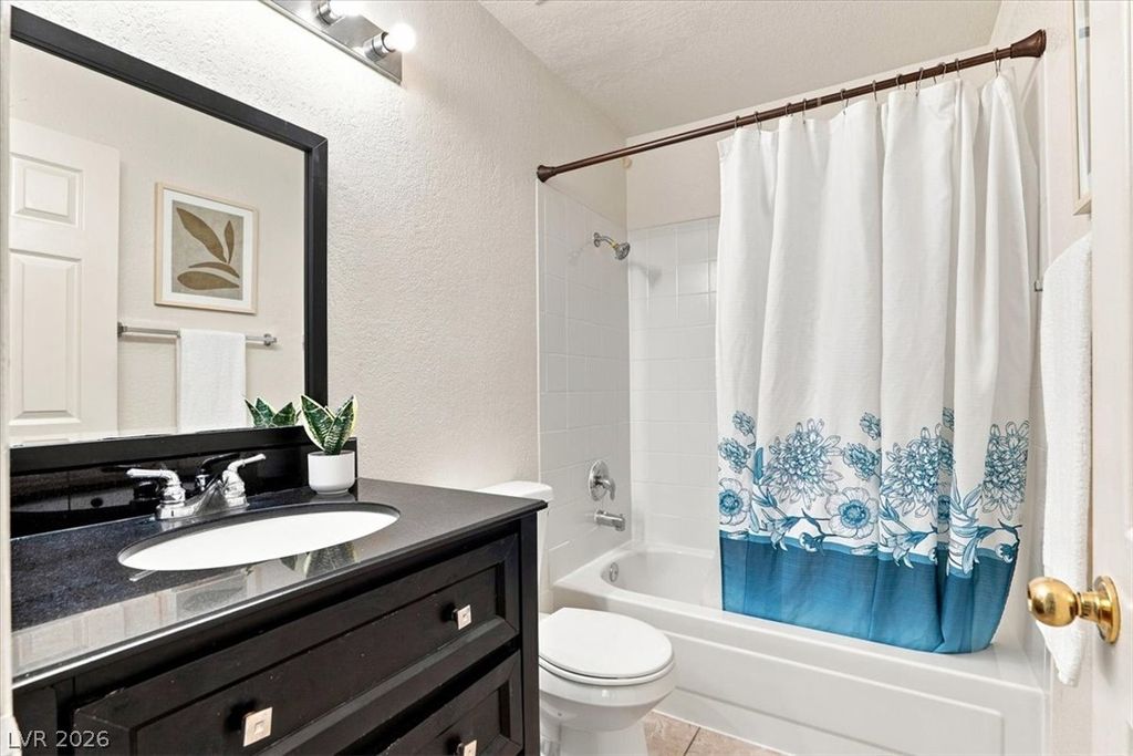 Image 20 of property listing at 5042 South Rainbow Boulevard 101, Las Vegas, NV 89118