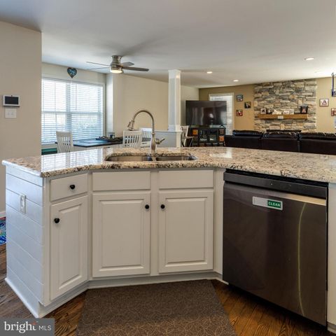 17 FIELD STONE DR, Cochranville, PA 19330