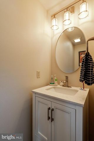 17 FIELD STONE DR, Cochranville, PA 19330