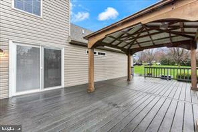 17 FIELD STONE DR, Cochranville, PA 19330