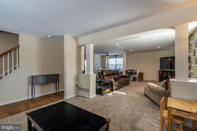 17 FIELD STONE DR, Cochranville, PA 19330