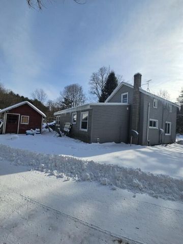 1535 Yeckley Road, Hastings, MI 49058