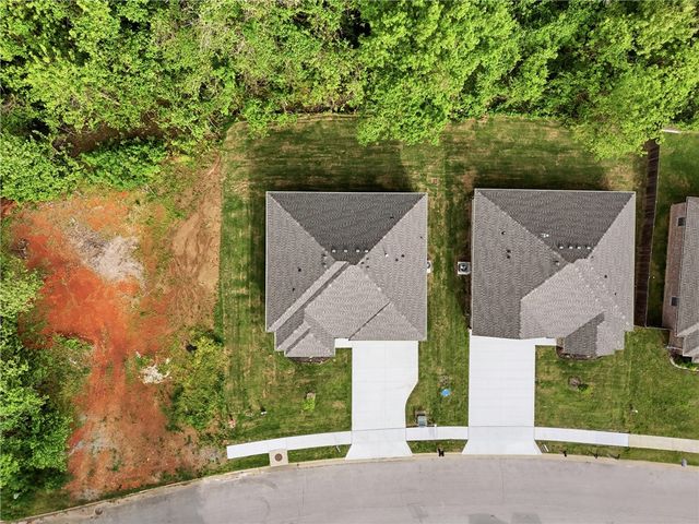 1315 Valley Drive, Gentry, AR 72734