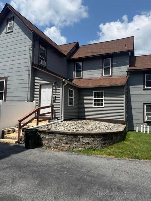1249 Main Street, Northampton Boro, PA 18067