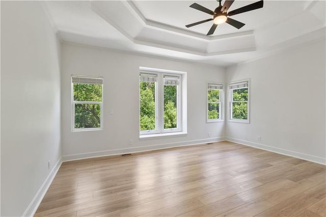 3620 NW Primrose Lane, Lee's Summit, MO 64064