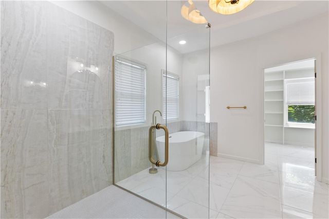 3620 NW Primrose Lane, Lee's Summit, MO 64064