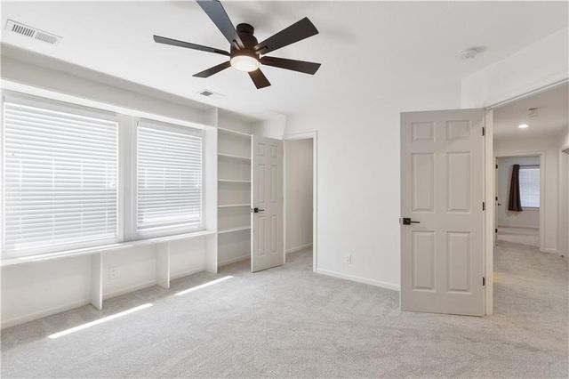 3620 NW Primrose Lane, Lee's Summit, MO 64064
