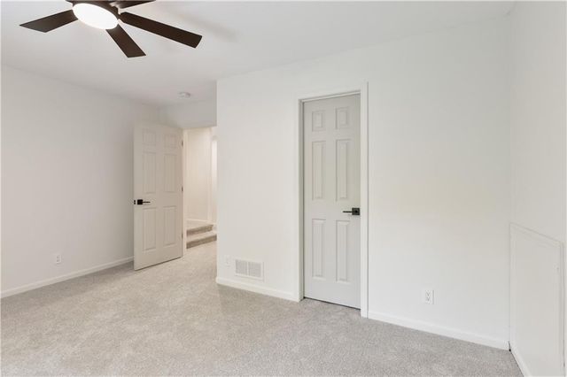 3620 NW Primrose Lane, Lee's Summit, MO 64064