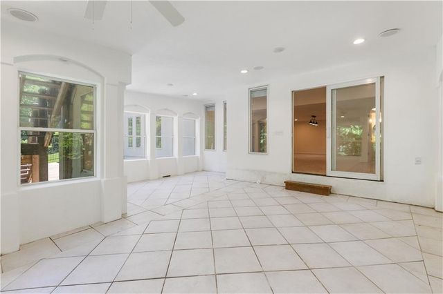 3620 NW Primrose Lane, Lee's Summit, MO 64064