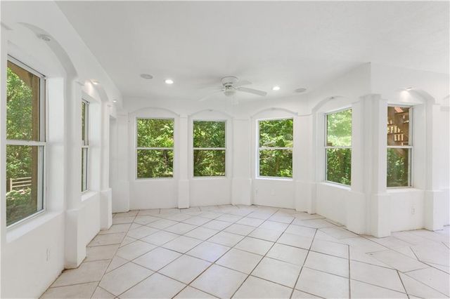 3620 NW Primrose Lane, Lee's Summit, MO 64064