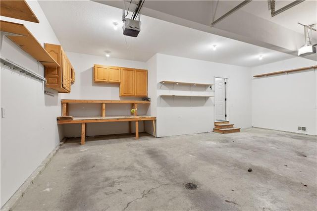 3620 NW Primrose Lane, Lee's Summit, MO 64064