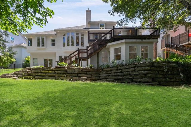 3620 NW Primrose Lane, Lee's Summit, MO 64064