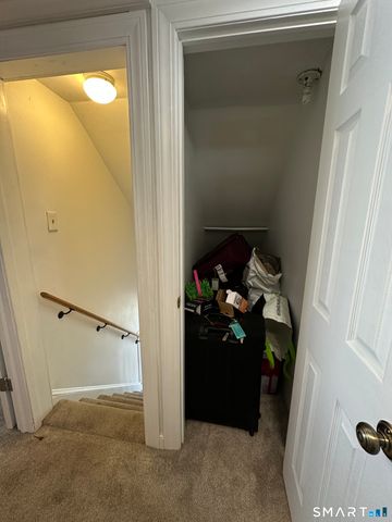 1031 Meriden Road, Waterbury, CT 06705