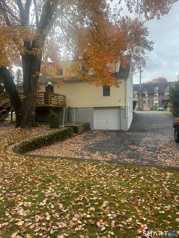 1031 Meriden Road, Waterbury, CT 06705