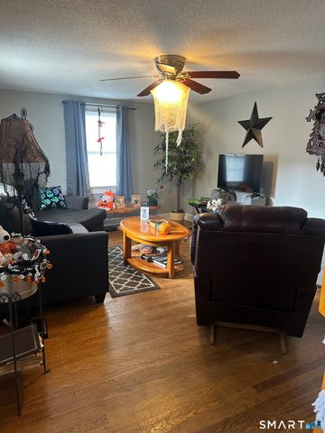 1031 Meriden Road, Waterbury, CT 06705