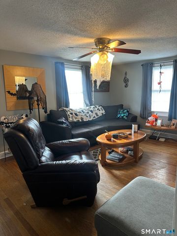 1031 Meriden Road, Waterbury, CT 06705