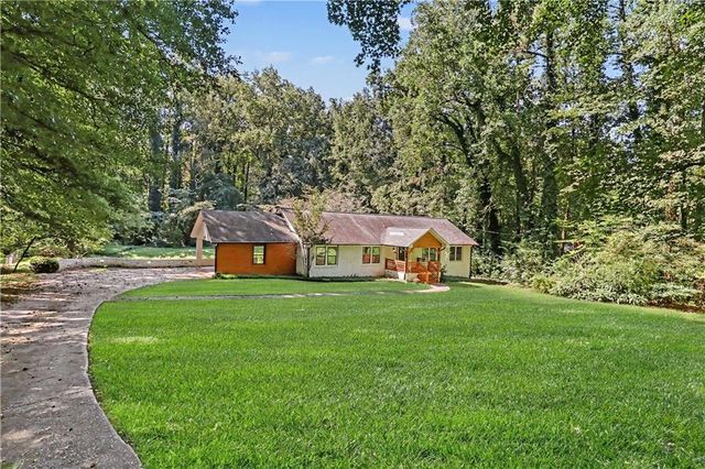 2800 Duke of Gloucester Street, Atlanta, GA 30344