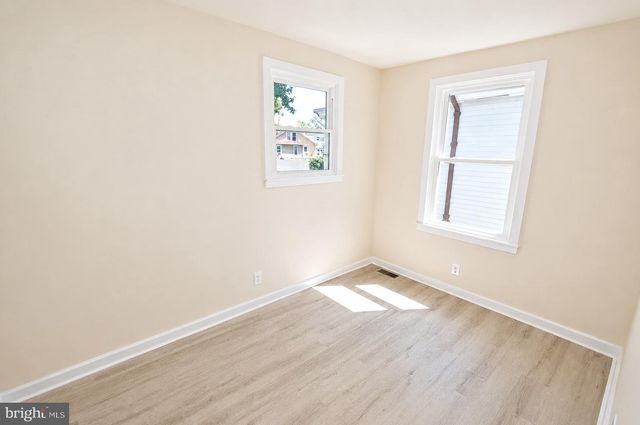 111--113 BARCLAY ST, Burlington, NJ 08016