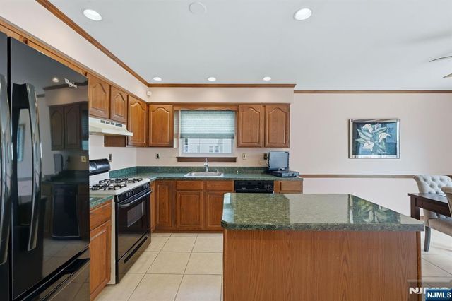 69 Henry Street 1, Elmwood Park, NJ 07407