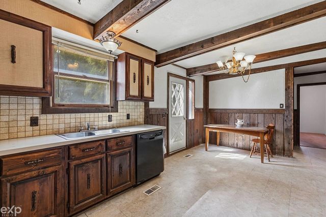 5000 Robert Street, Shelby Twp, MI 48316